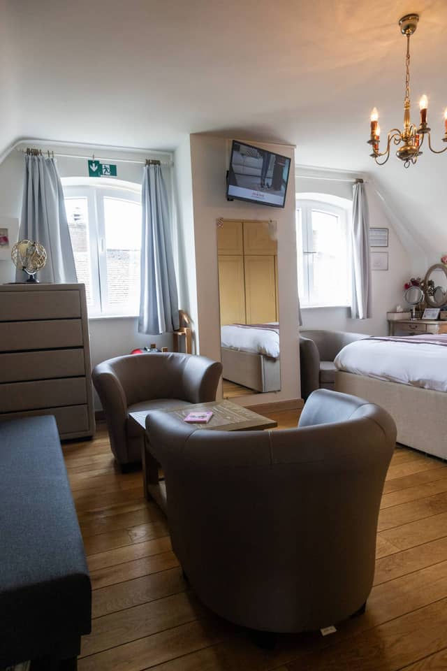 B&B ROZERIE bv 10