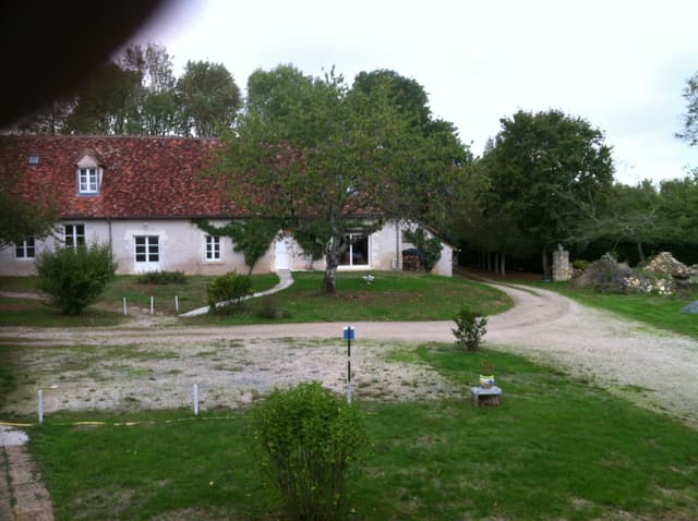 Buitenaanzicht van Domaine de la touche Mosnay, Mosnay
