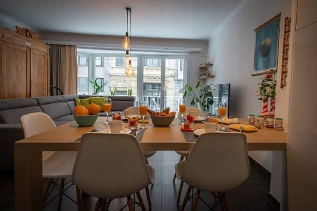 Logerenoostende 8