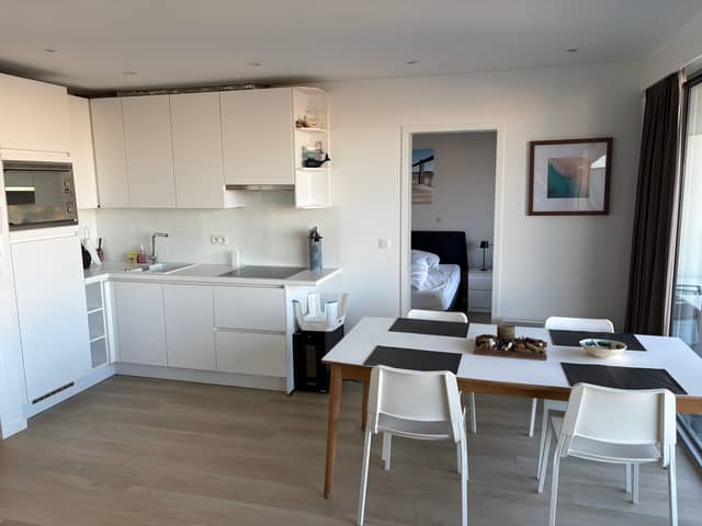 Mooi lichtrijk tweekamerappartement in Nieuwpoort-Bad (incl. garage) (4)